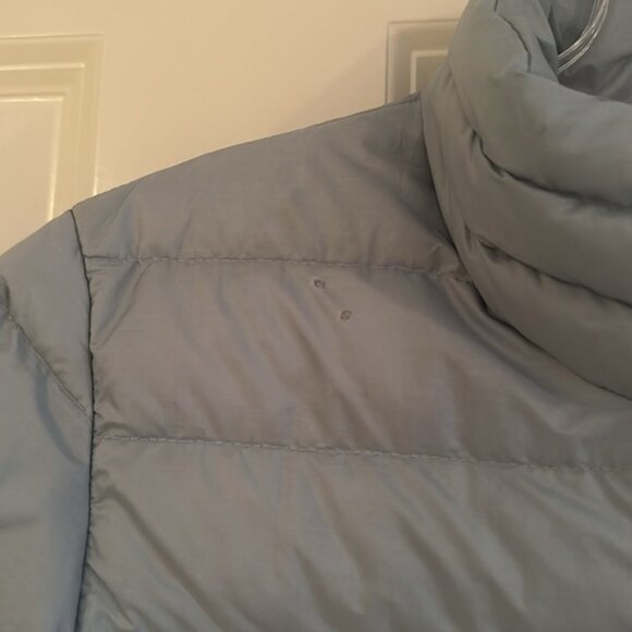 Light blue Patagonia mid weight puffer - Picture 3 of 6